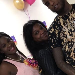 Meet your Posher, Roblynne